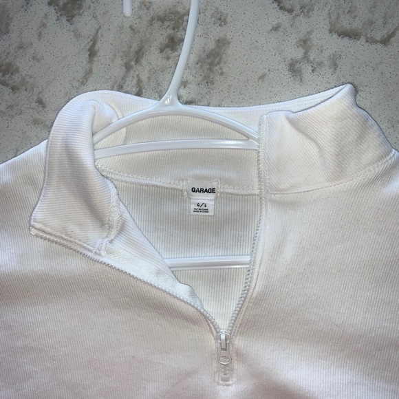 White cropped quarter zip - Picture 2 of 3